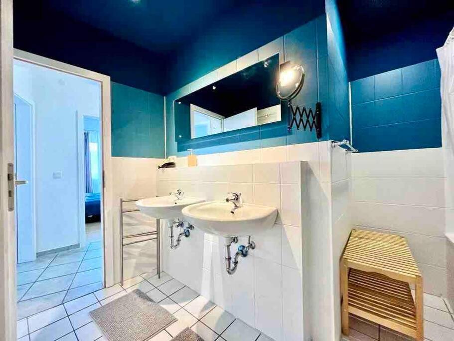Zentrales Grosszuegiges Apartment Mit Dachterrasse! Bochum Zewnętrze zdjęcie